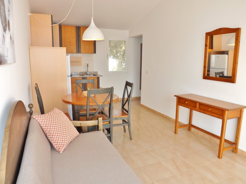 Apartamentos de 2 dormitorios para Alquilar en Cala en Blanes, Menorca
